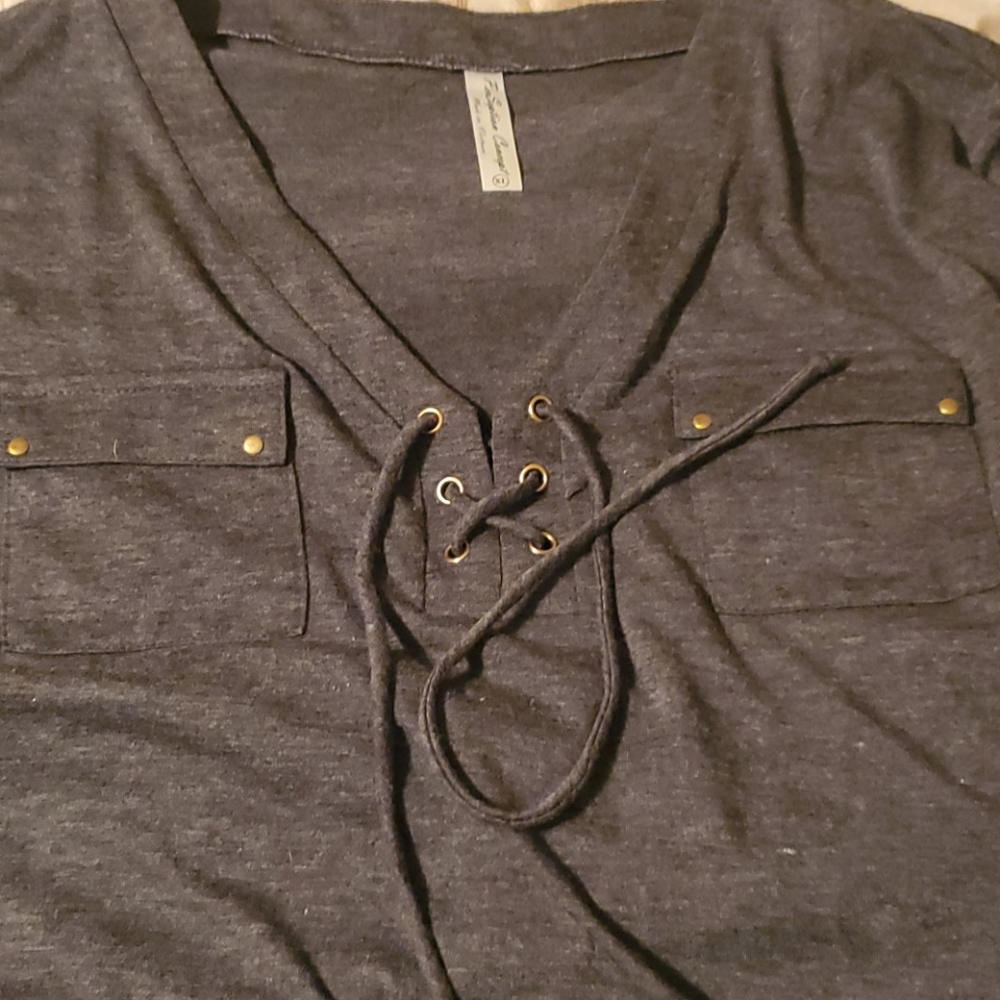 Shirt - Picture 3 of 5